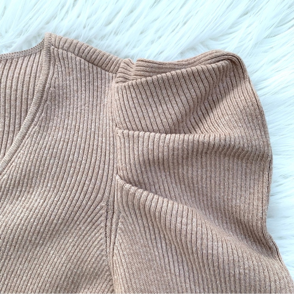 NWT Anne Klein Women’s Tan Ribbed Sweater V Neck Puffed Sleeve Size Large - Picture 5 of 11